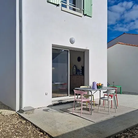 Nyaraló Les Bains D'oleron 1 By Interhome