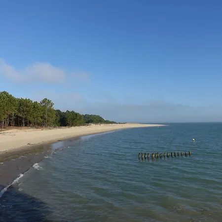 Les Bains D'oleron 1 By Interhome